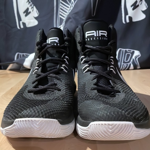 Nike air precision basketball shoes - Picture 2 of 3